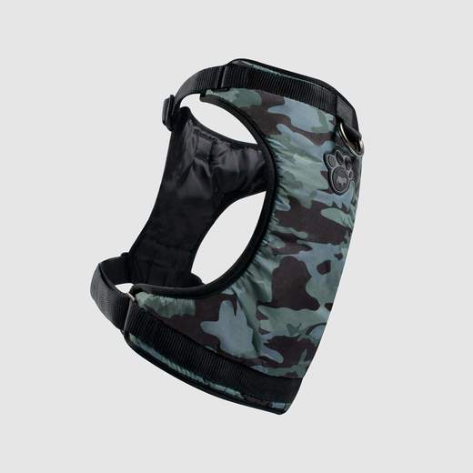 Canada Pooch - The Everything Harness Camo